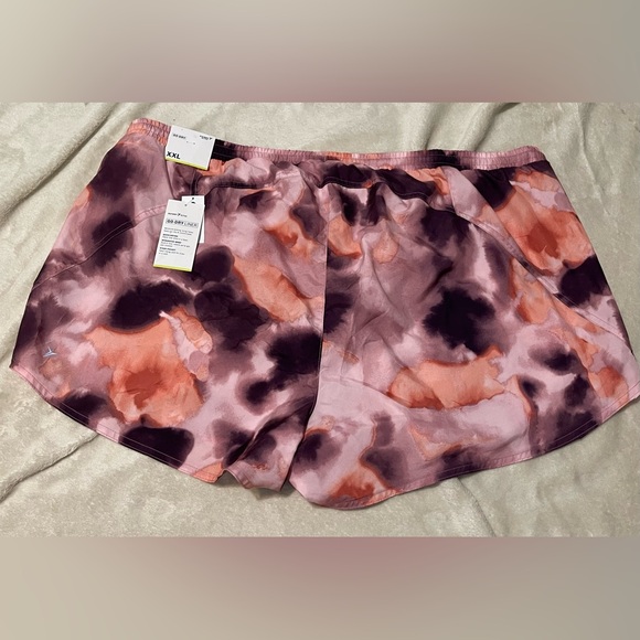 Old navy Go Dry active tie dye shorts with inner underwear attached XXL NWT - Picture 2 of 5